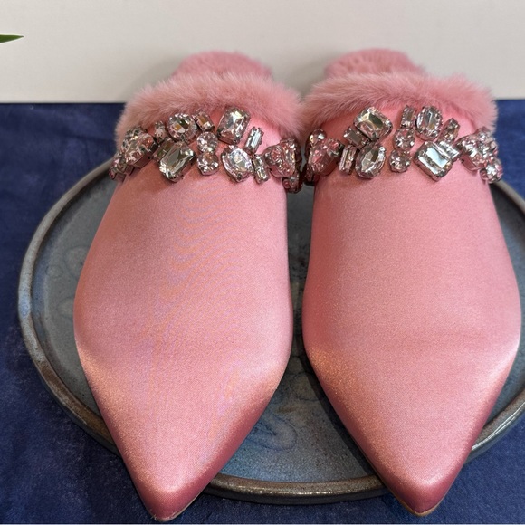 ISAAC MIRAHI Pink SATEEN Mules Sz 8 FAUX FUR & RHINESTONES - Picture 8 of 13